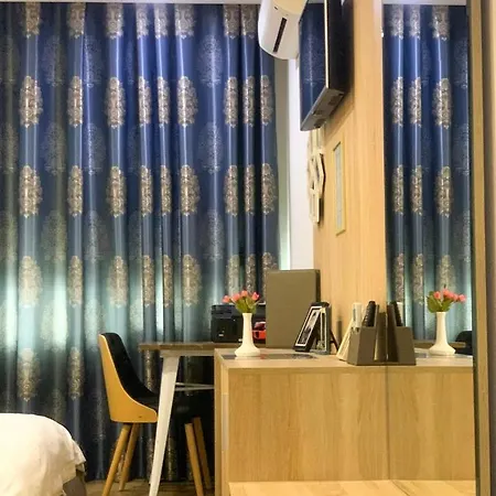 Hotell Park Tirana 3*