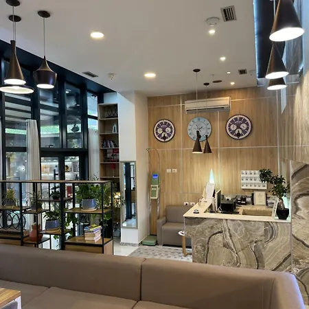 Park Tirana Yzberishti