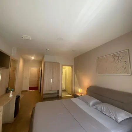 Hotel Park Tirana 3*