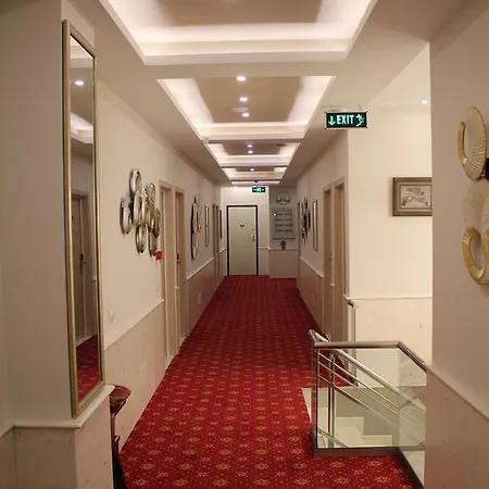 Park Tirana Hotell Yzberishti