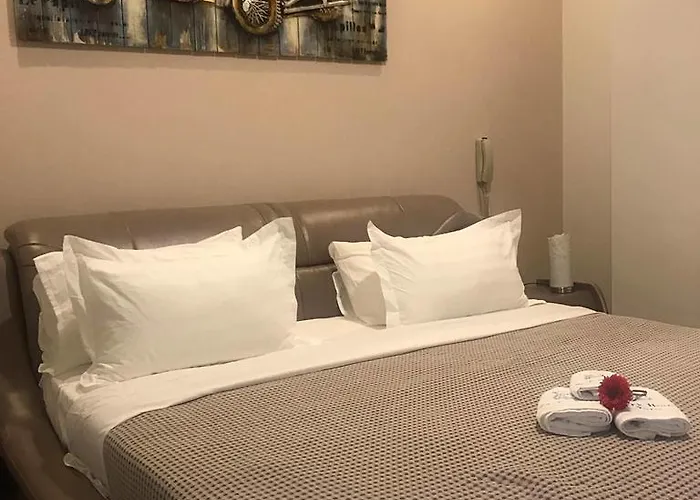 Hotel Park Tirana 3*