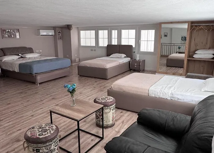 Park Tirana Hotel Yzberish