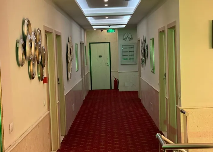 Park Tirana Hotel Yzberish