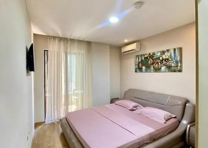 Park Tirana Hotel Yzberish