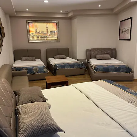 Park Tirana 호텔 3*