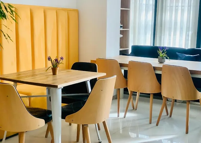 Park Tirana Hotell 3*