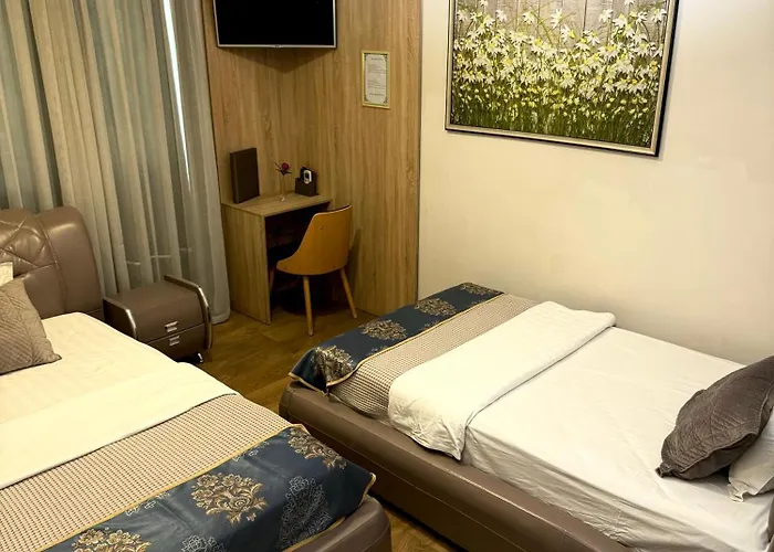 Park Tirana 3* Yzberishti