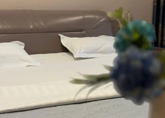 Park Tirana Hotell 3*